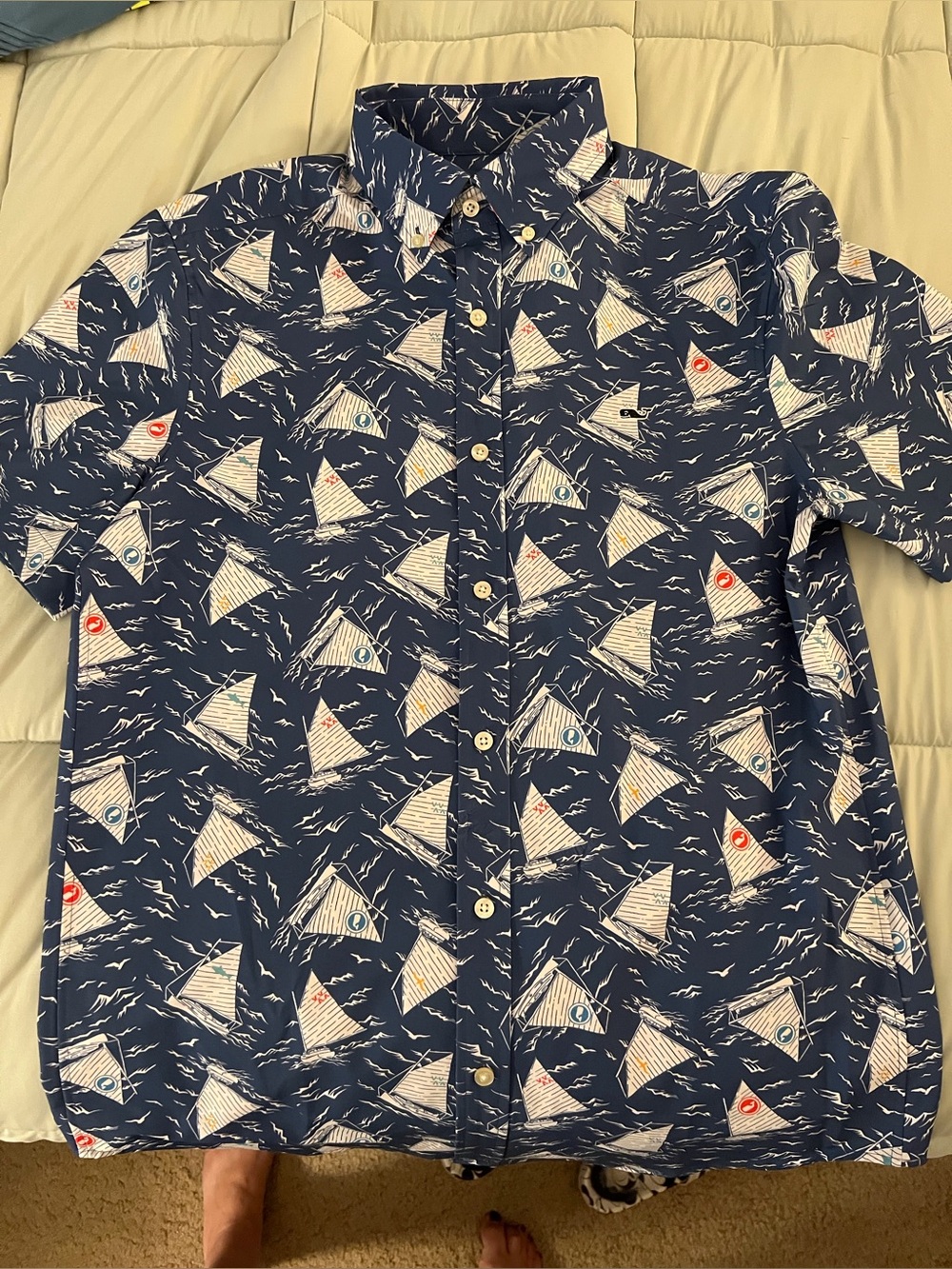 NWOT Vineyard Vines Sailboat Button-Down Shirt